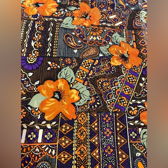 Square Silk Scarf 31” x 31” Orange / Purple Floral & Paisley Design - Picture 2 of 12